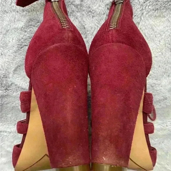 Halogen Sydney Leather Block Heels EUC - Picture 6 of 6